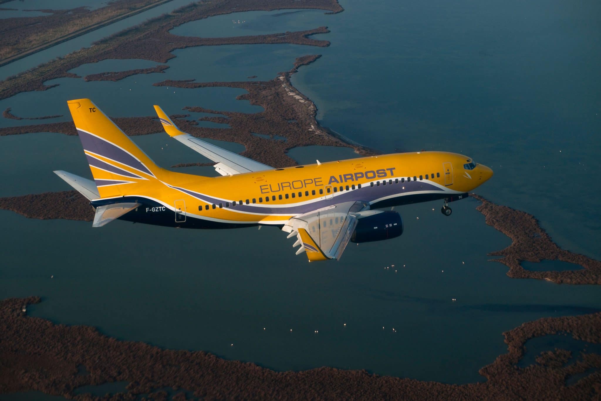 Boeing 737 d'ASL Airlines en phase d’atterrissage
