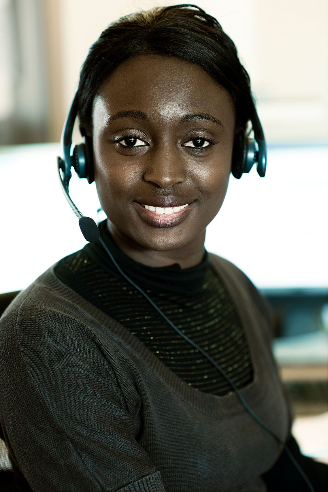 portrait corporate d'une hotesse d'accueil pour le rapport annuel de la Bred Banque Populaire