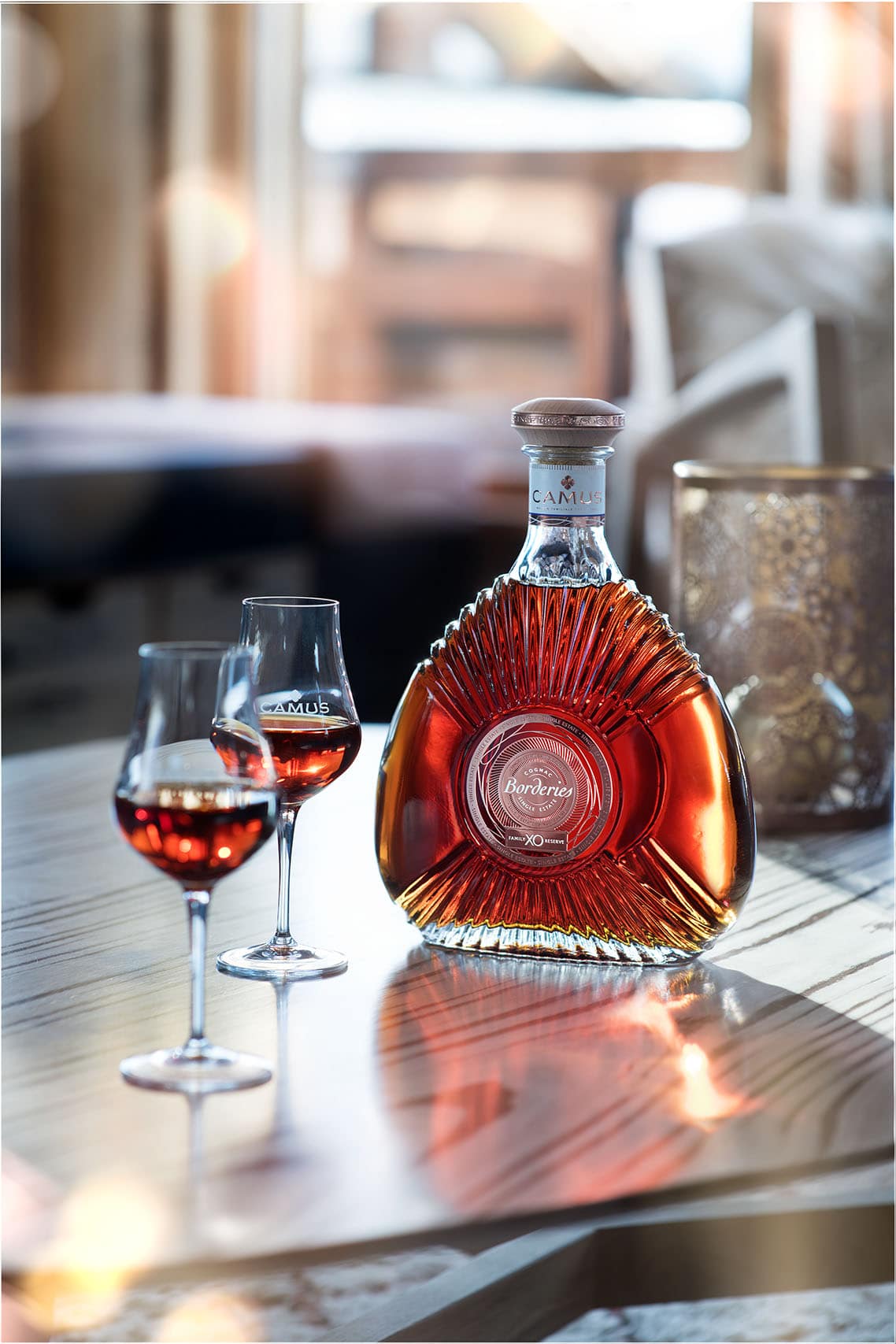 Cognac Camus Borderies en situation dans un chalet de luxe