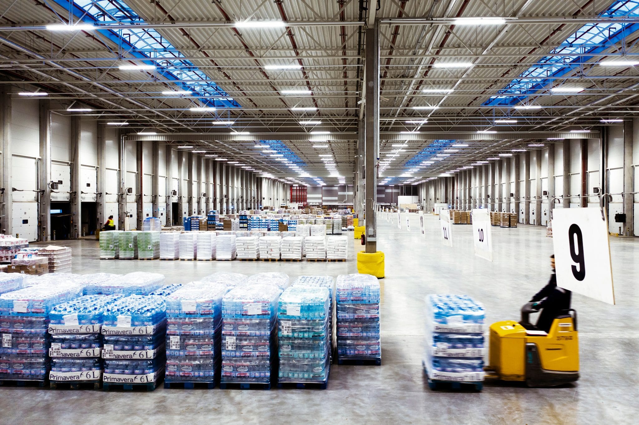 reportage photo industriel sur la gestion du transport et de la distribution en Pologne par FM Logistic