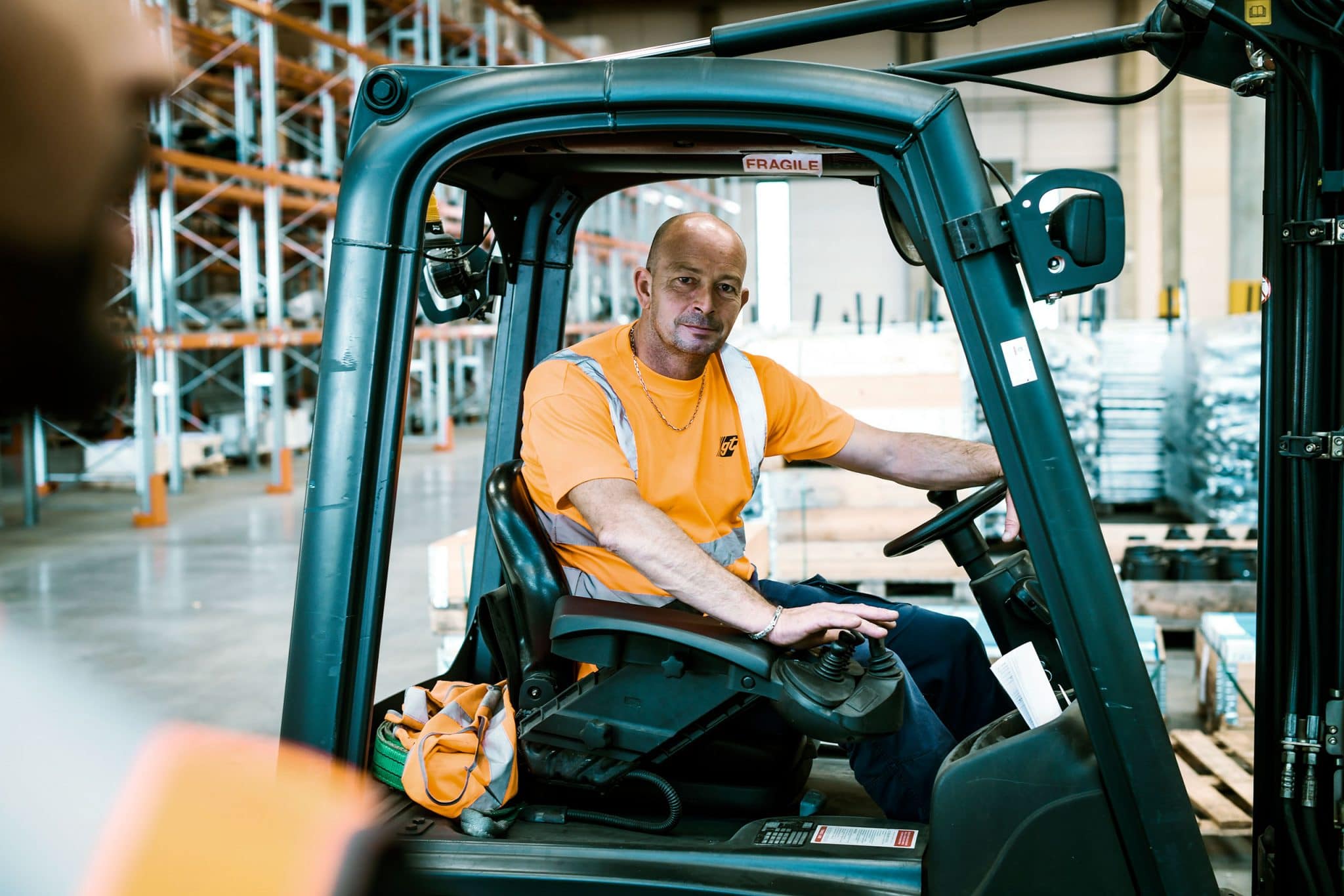 Reportage photo de logistique industrielle pour GT Logistics. reportage photo de patrick Sordoillet