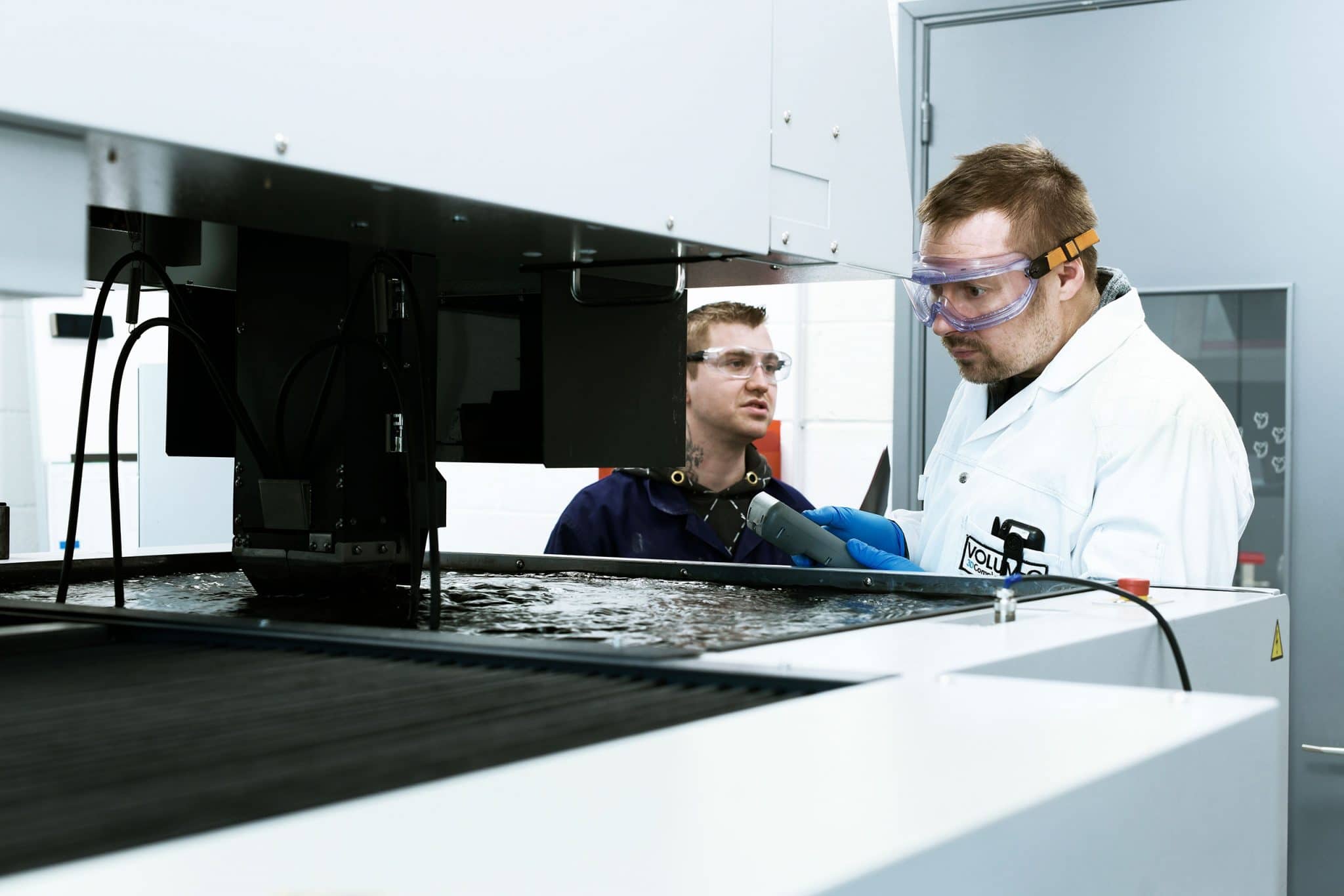 MMB; volum-e; prototypage; impression 3d; fabrication additive haute performance; 3D complex production; métal plastique; photographe industriel; photographe corporate; patrick sordoillet