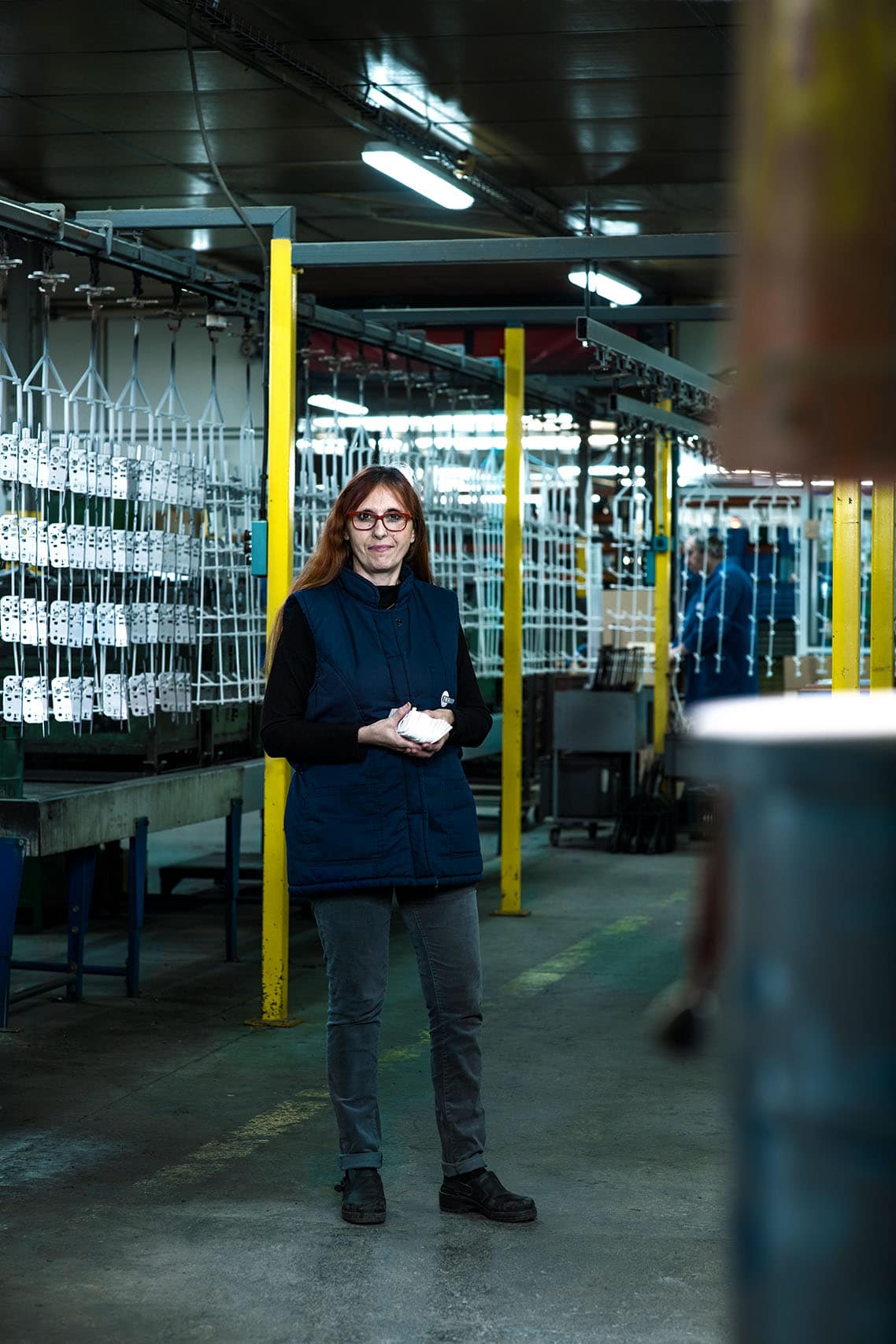 portrait d'ouvrier en usine chez Thirard fabricant de sécurité
