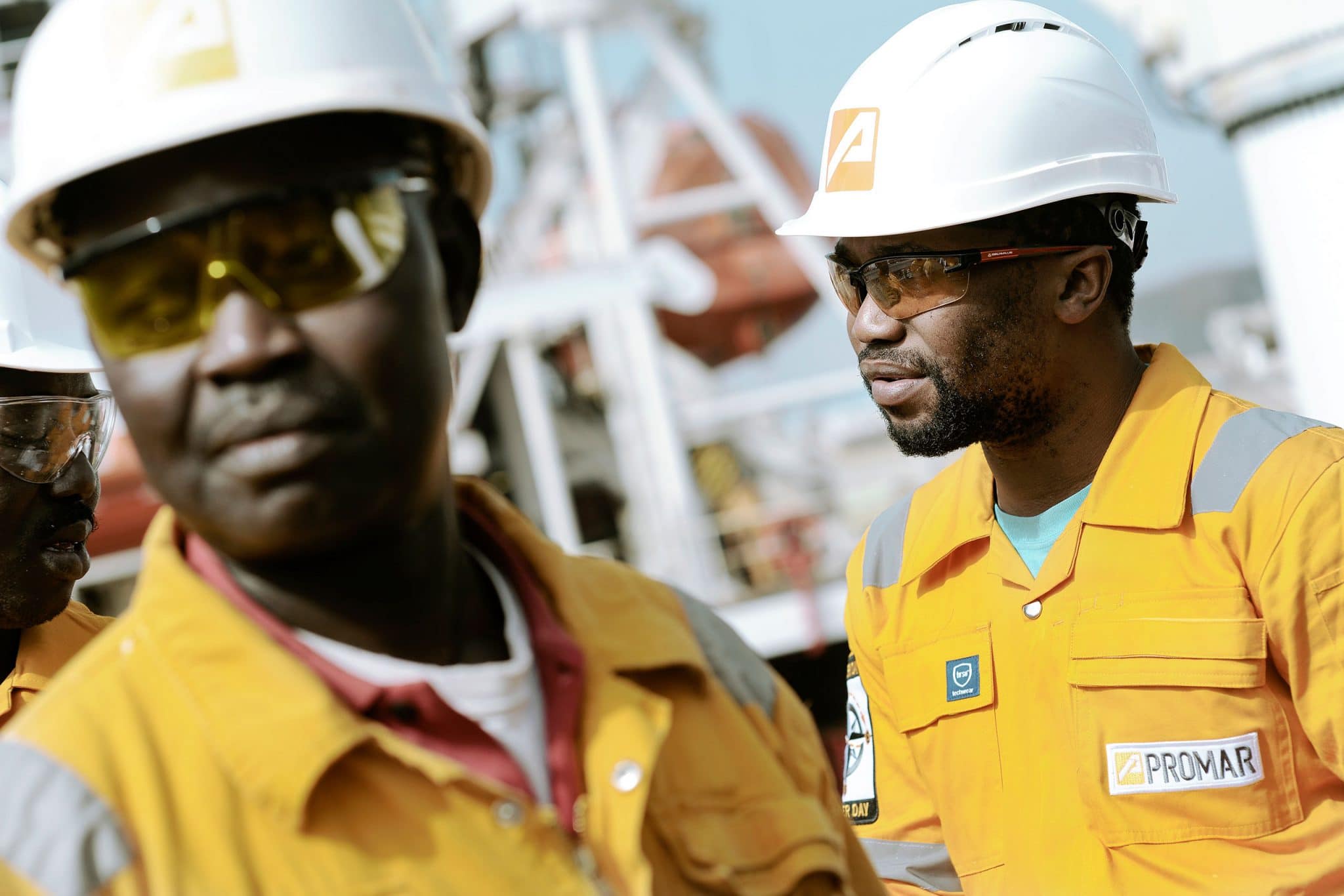 Reportage offshore et industriel dans le monde entier. Reportage photo en Namibie pour Promar Off-Shore au coeur de l'industrie pétrolière off-shore