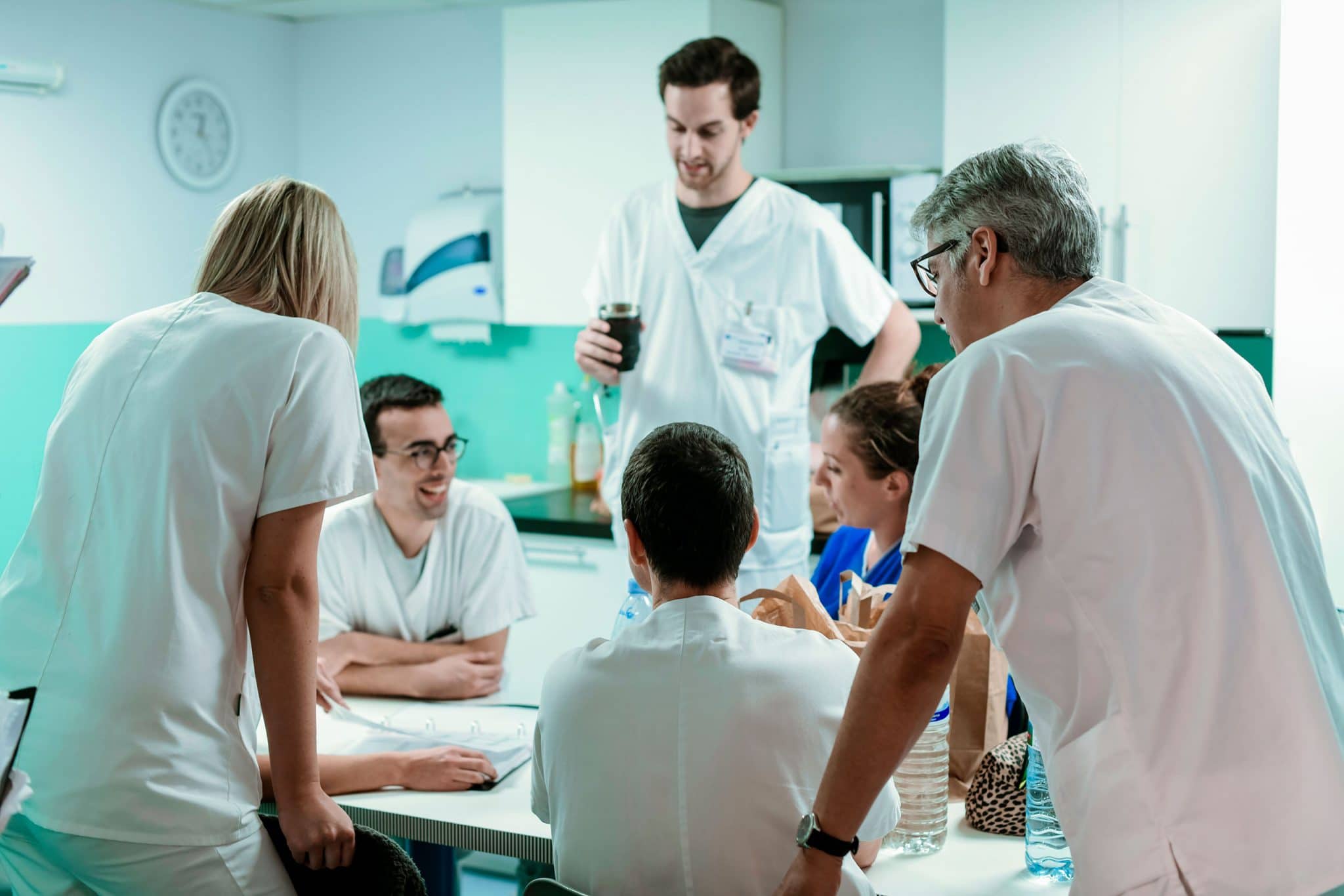 Reportage médical à Paris. Salle de repos du personnel hospitalier chez Ramsay Santé