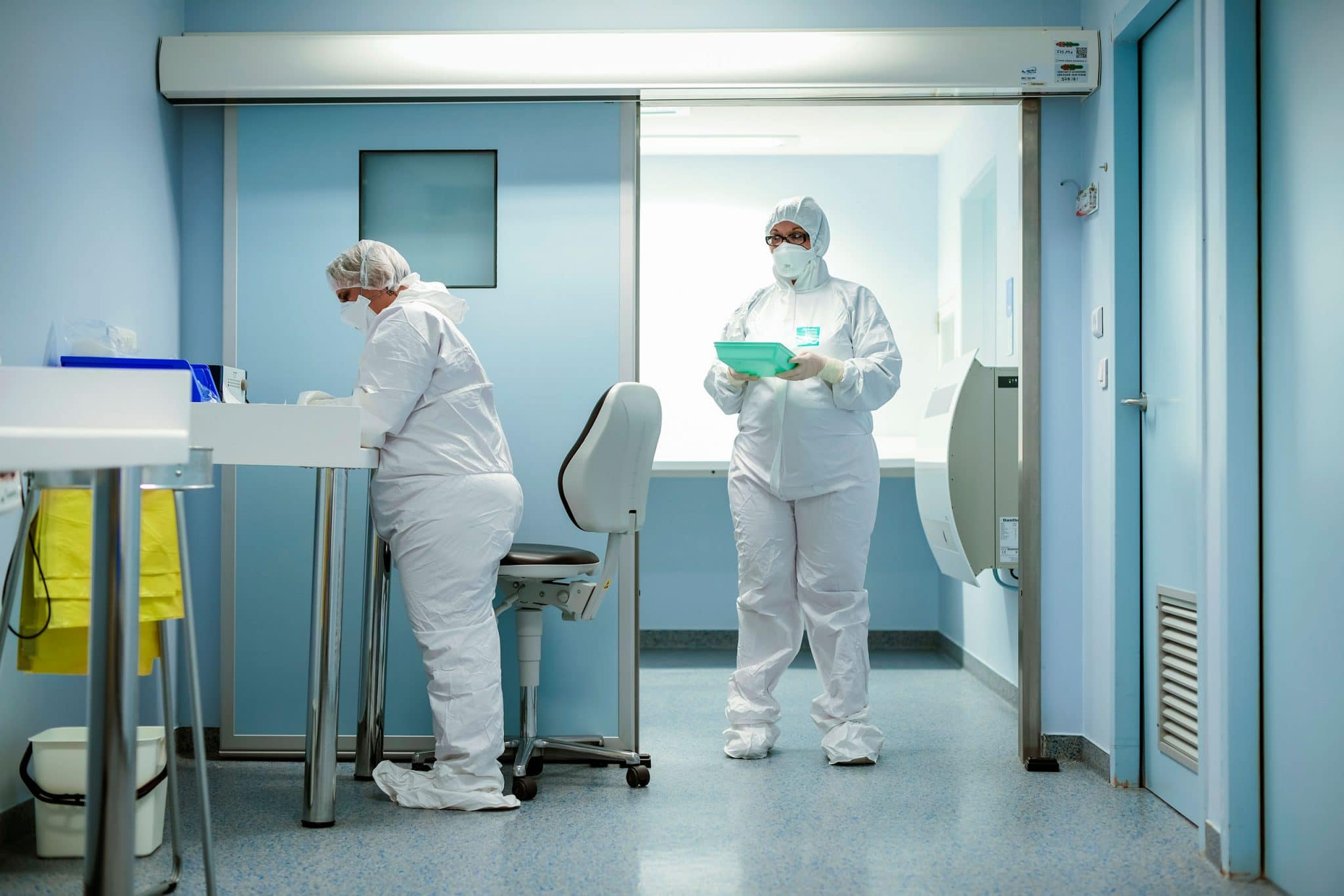 photographe à l'hôpital. préparation des traitements de chimiothérapie chez Ramsay santé