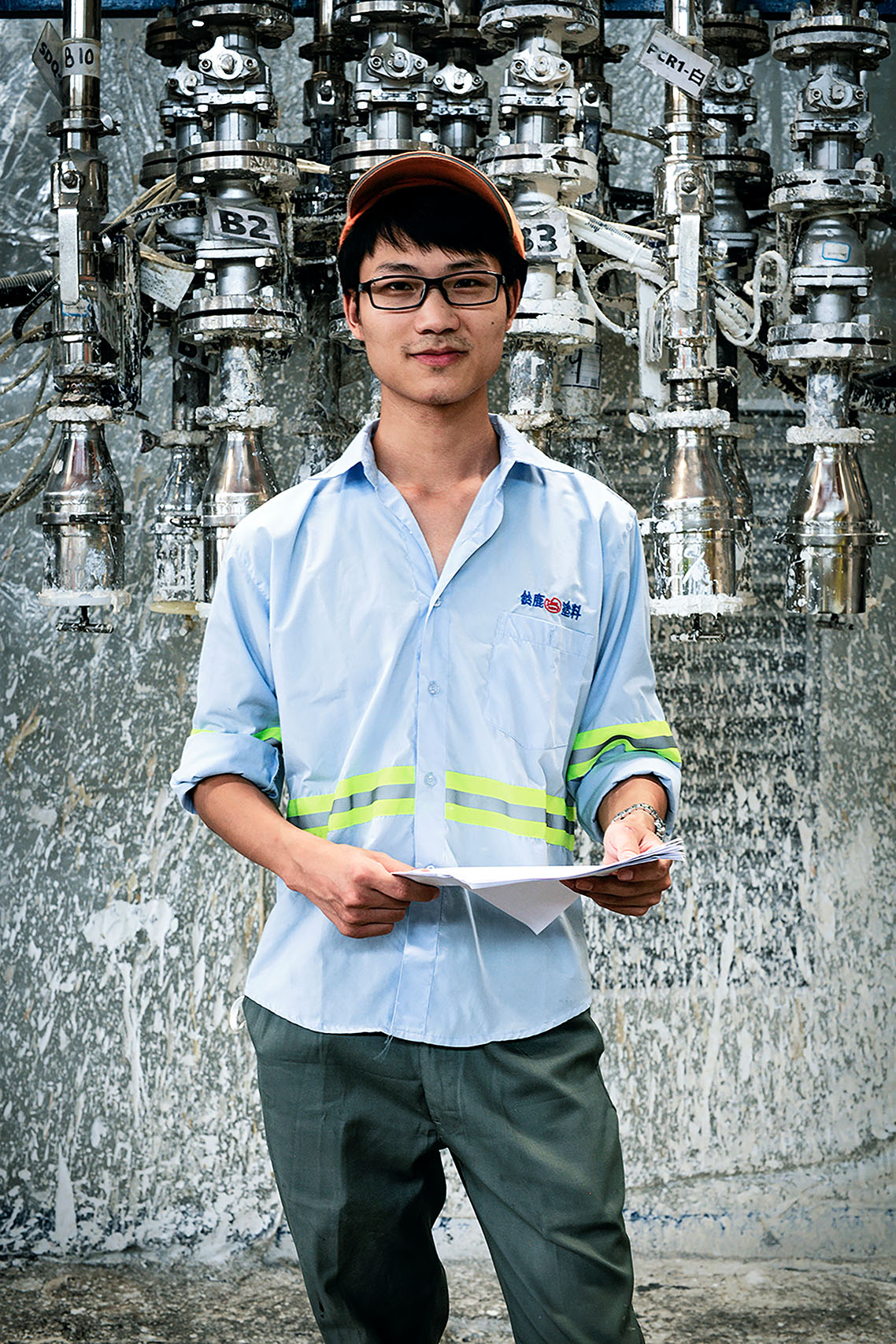 Portrait industriel d'un ouvrier dans l'usine Davco de Shanghaï