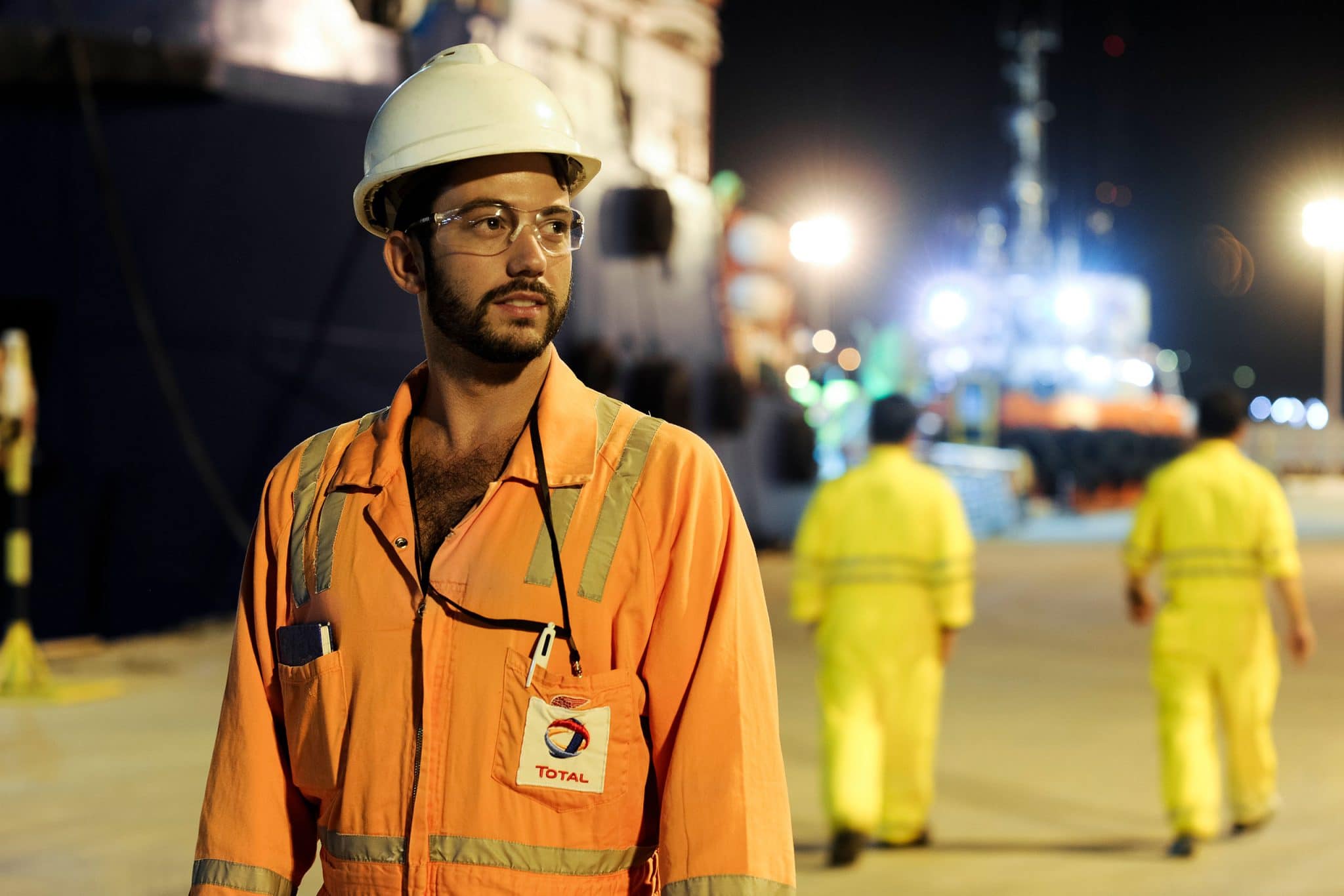 Ingénieur TotalEnergies sur le port d'Alul Island au Qatar
