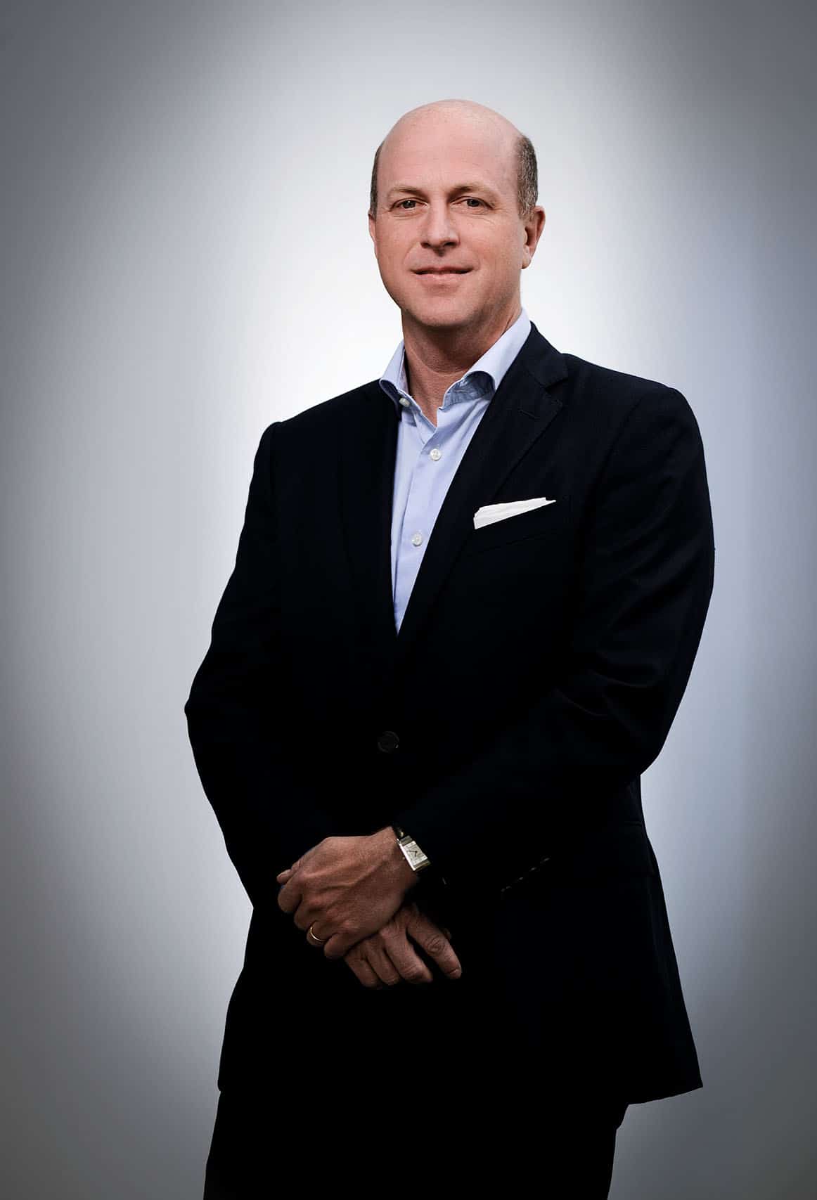 Photographe trombinoscope. Portrait de Xavier Desaulles pour le trombinoscope du Club Med