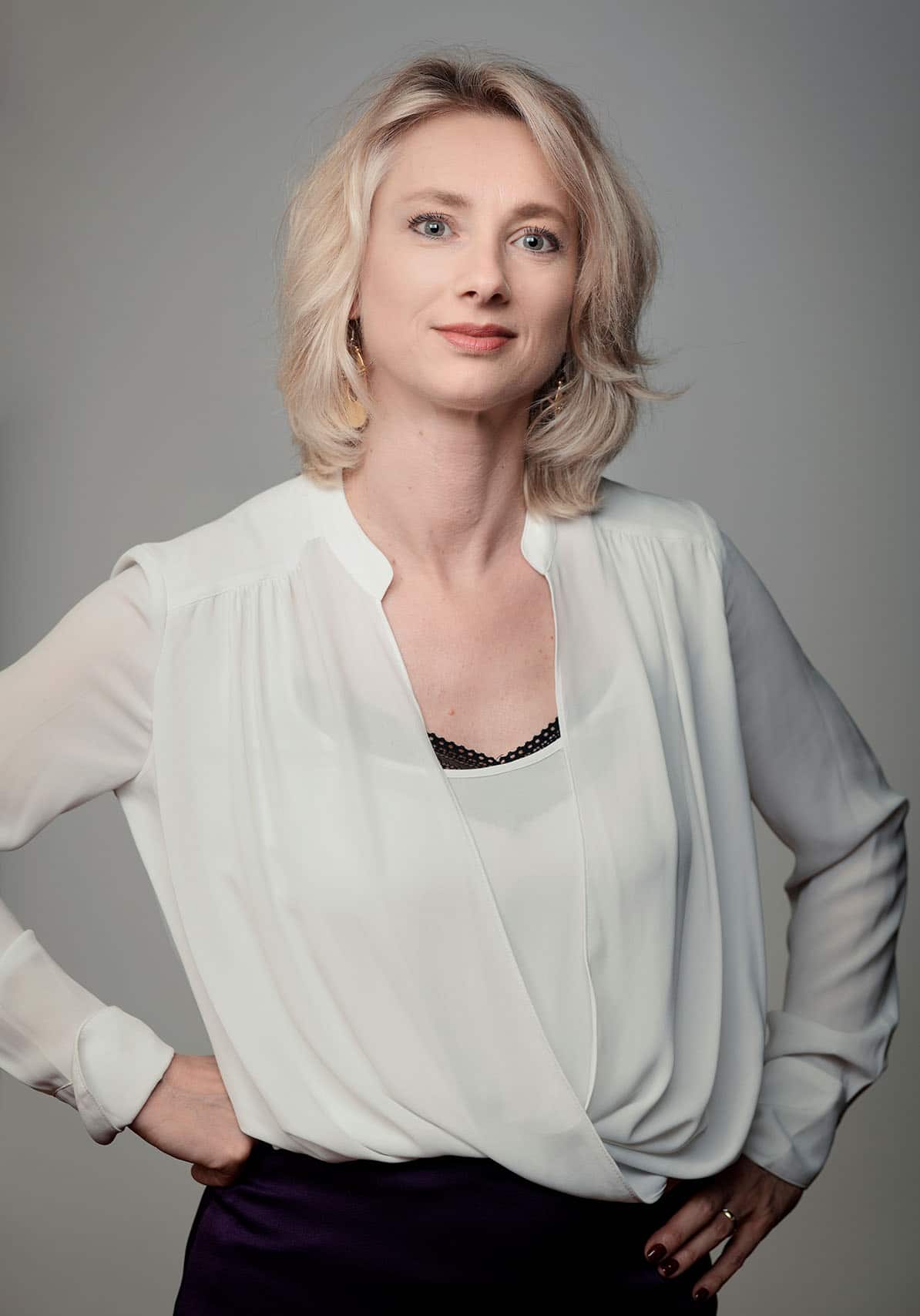 Reportage professionnel trombinoscopeà Paris. Portrait de Muriel BORGAGNI pour le trombinoscope de la Société générale