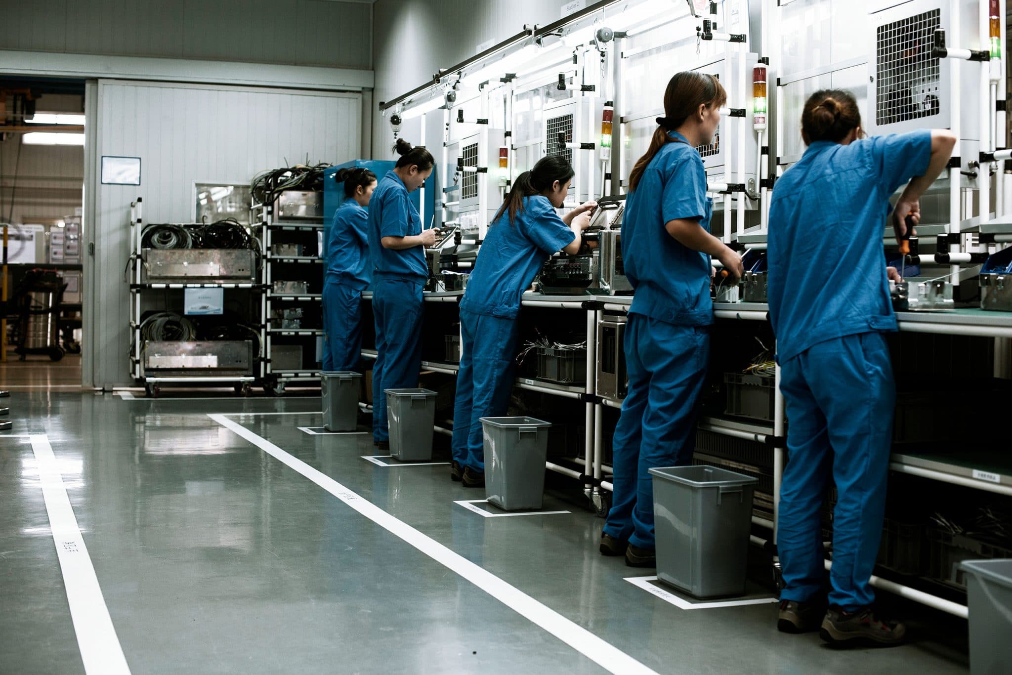 reportage en usine du photographe Patrick Sordoillet en chine pour Wabtec corporationdans l'usine de Shanghaï