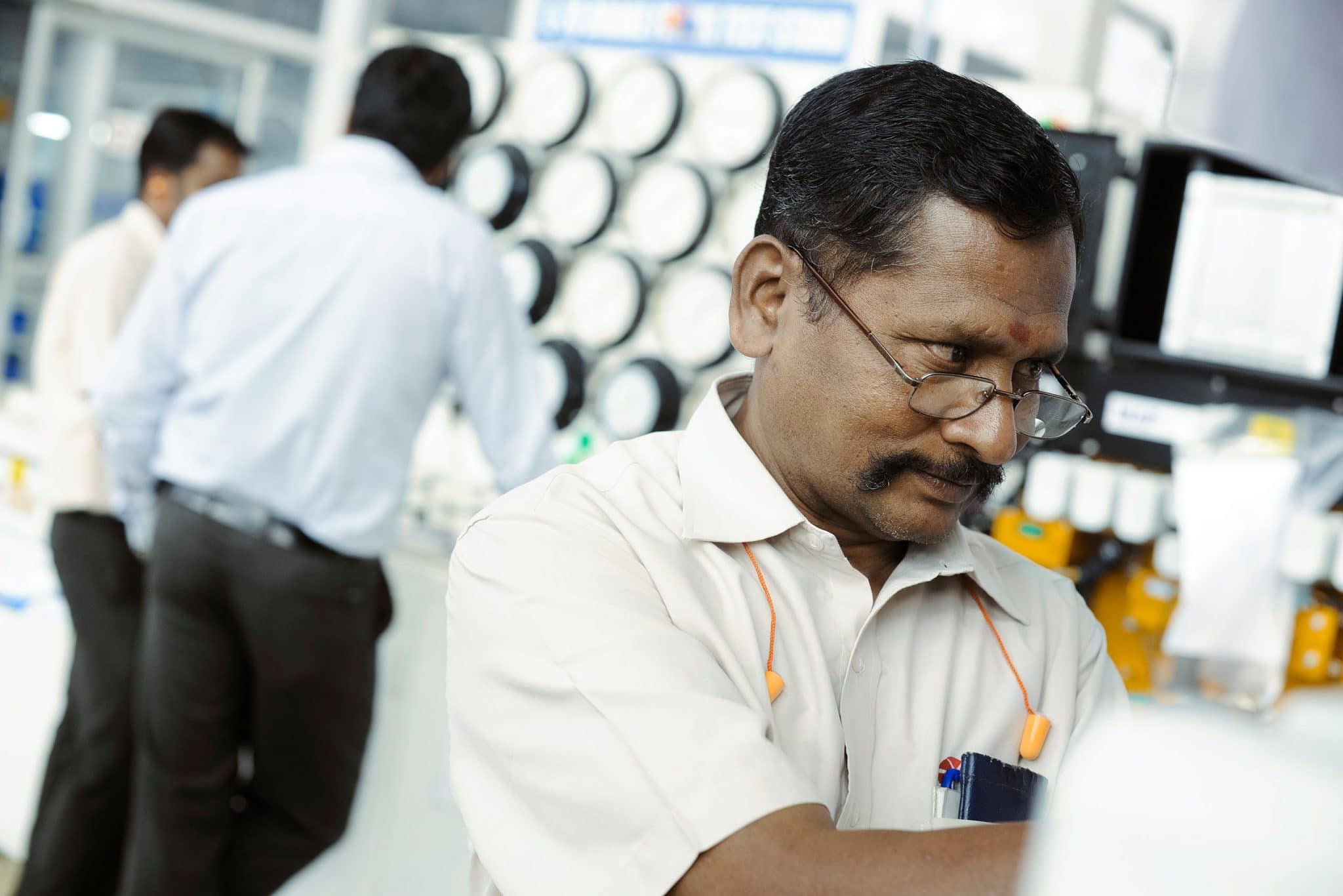 Contrôle qualité dans l'usine Wabtec d'Hosur en Inde