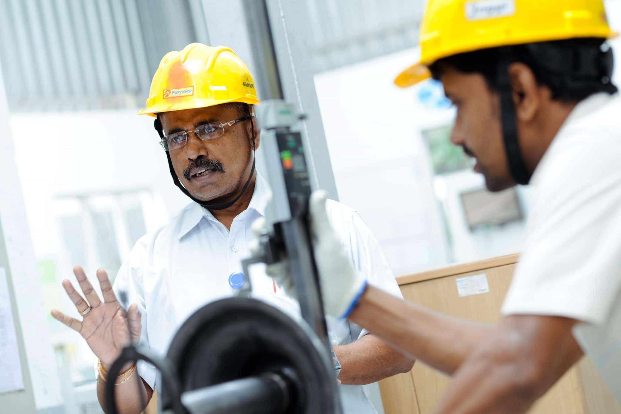 Reportage du photographe en usine Patrick Sordoillet à Hosur en Inde pour Wabtec
