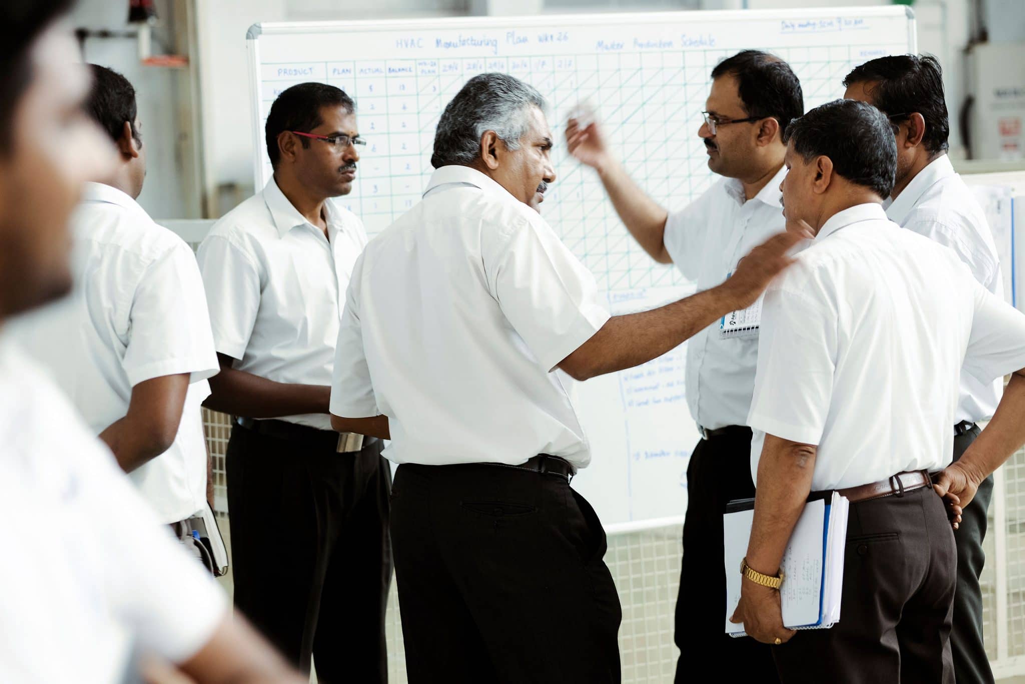 Reportage photo industriel en Inde à Hosur pour Wabtec. Réunion de travail