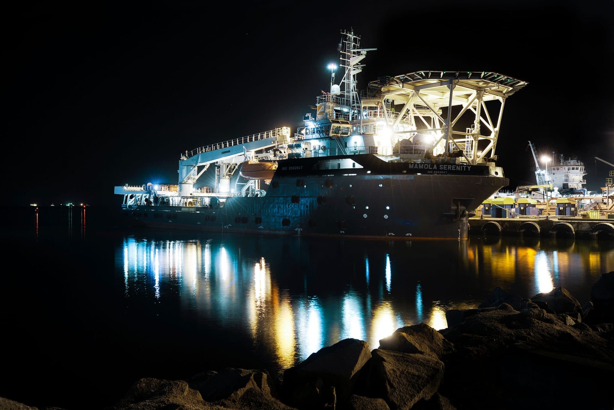REPORTAGE PHOTO industrielle SUR LE MAMONA SERENITY EN NAMIBIE A WALVIS BAY pour Promar offshore
