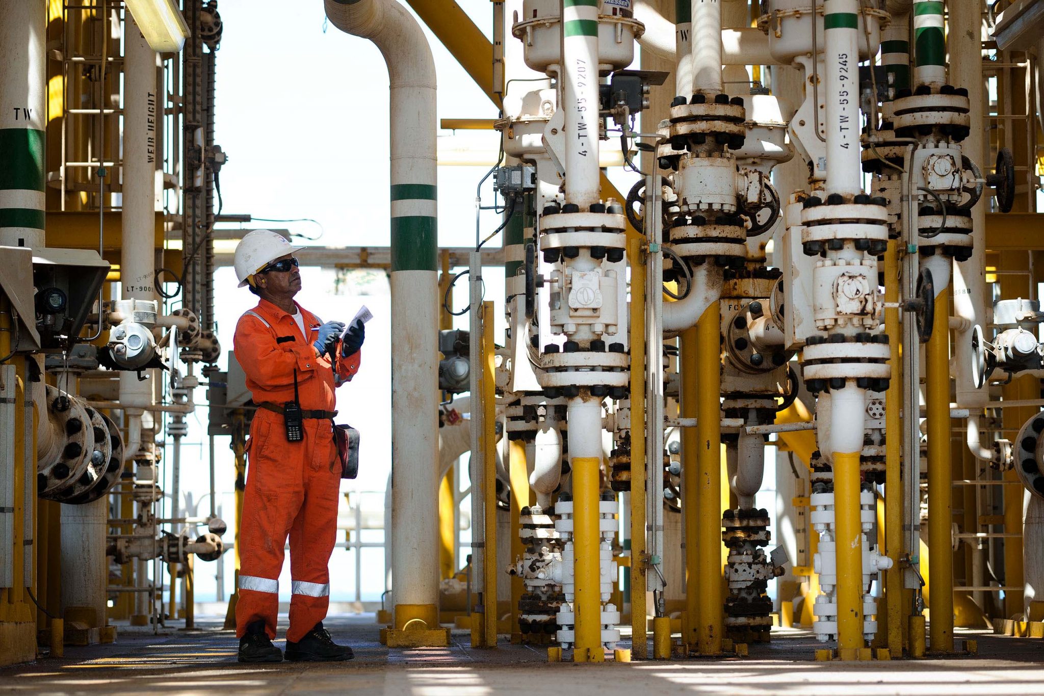 Photographe industriel certifié BOSIET & HUET. Reportage industriel sur les raffineries TotalEnergies au Qatar