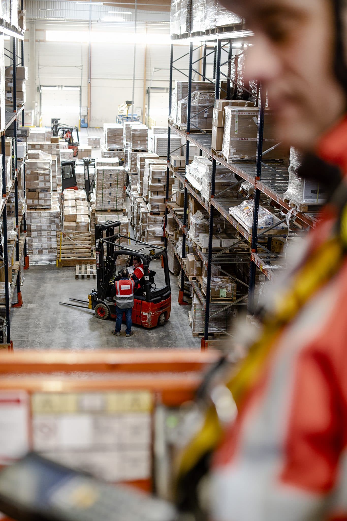 Reportage logistique et industriel à Paris. Bolloré Transport & Logistics.