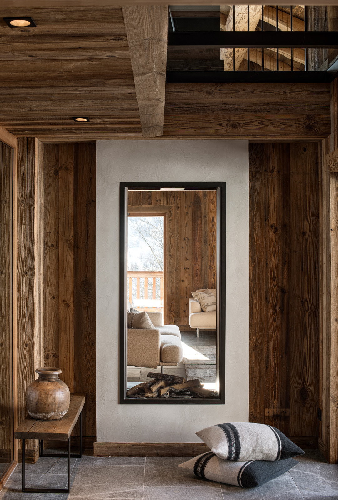 Interior design photographer in Paris. Lodge Les Murailles à Manigod.