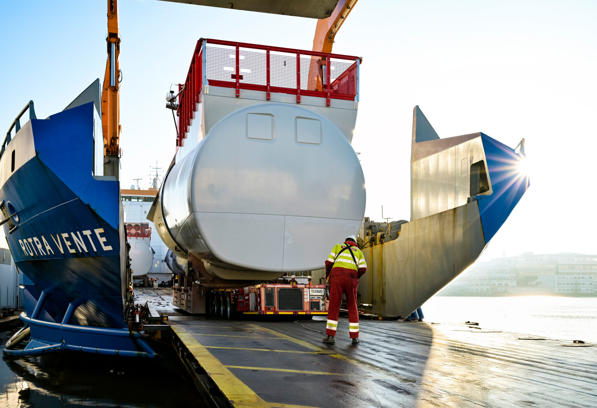Les éoliennes en mer service à Saint Nazaire