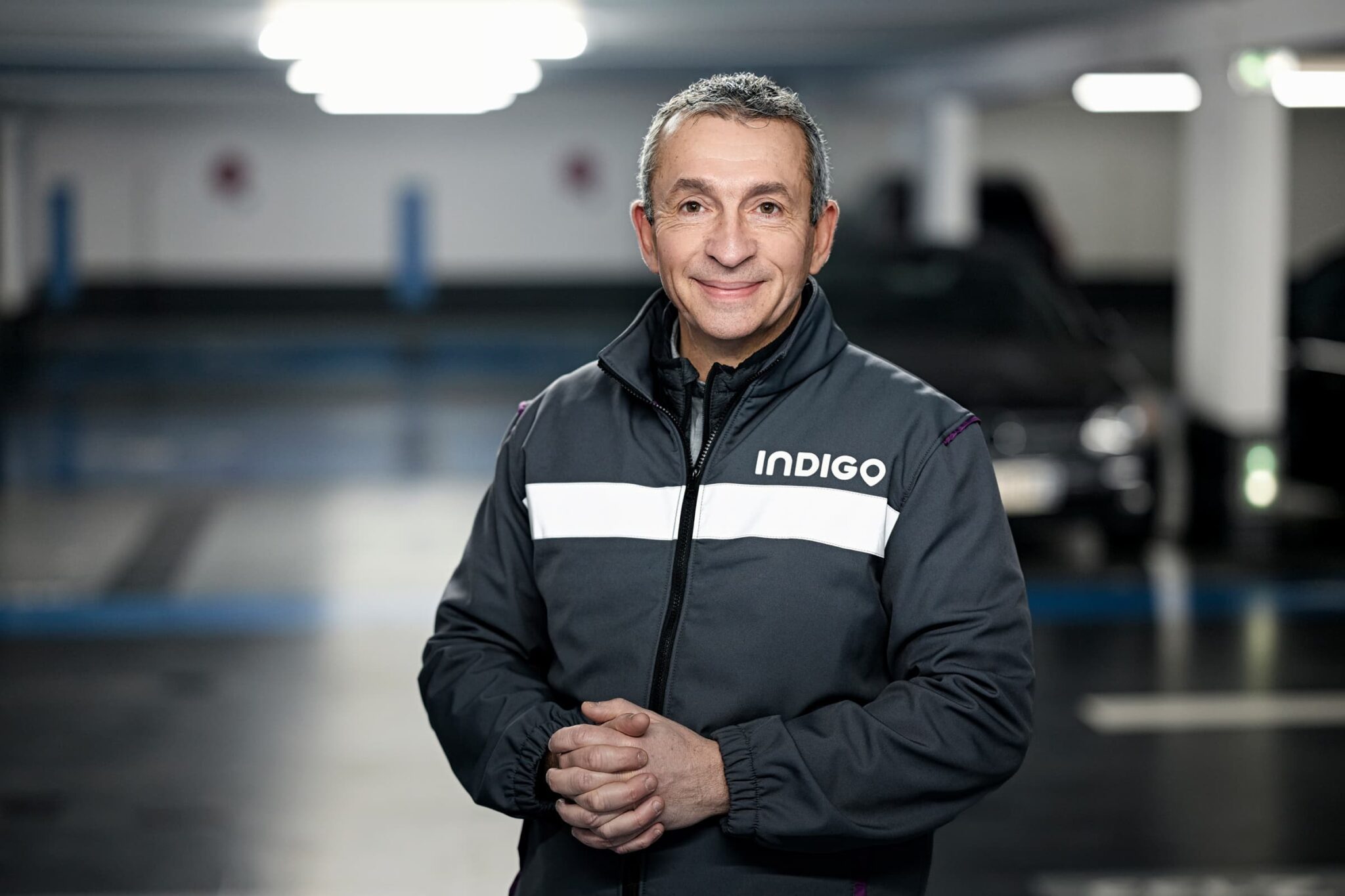 Portrait d'un employé du groupe Indigo dans le parking de Caen