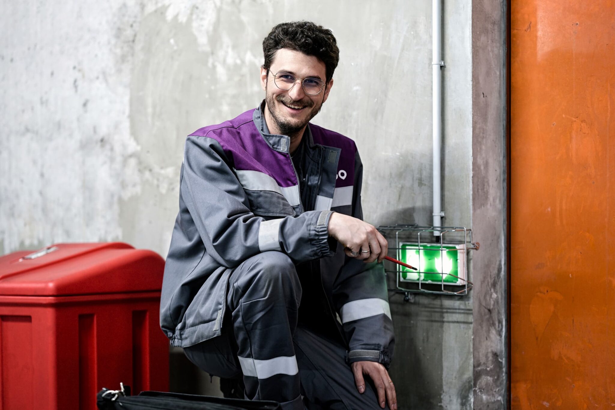 Portrait d'un agent d'entretien du groupe Indigo dans les parkings de Caen.