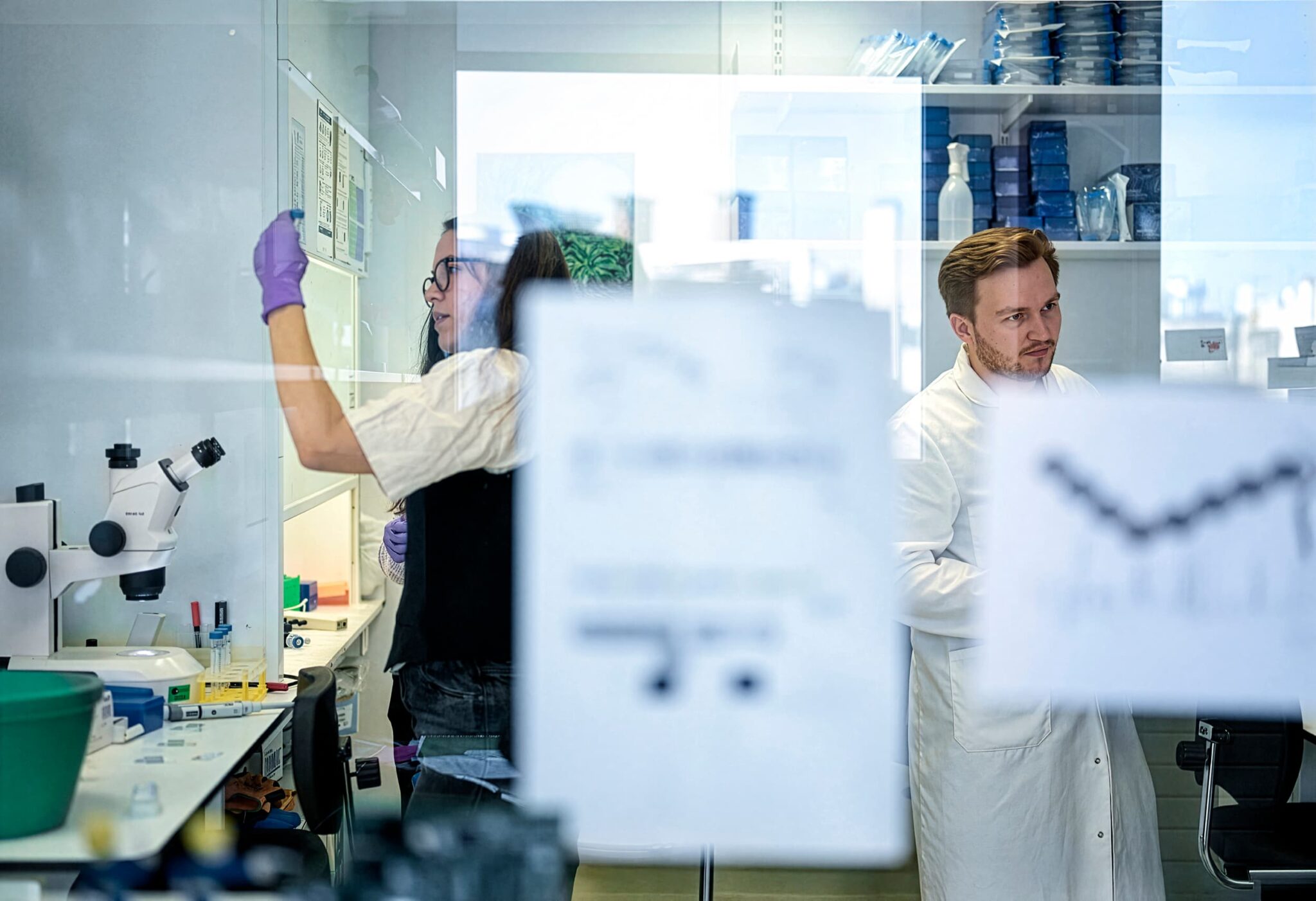 plateforme technologique du département Biologie structurale et chimie de l'Institut Pasteur